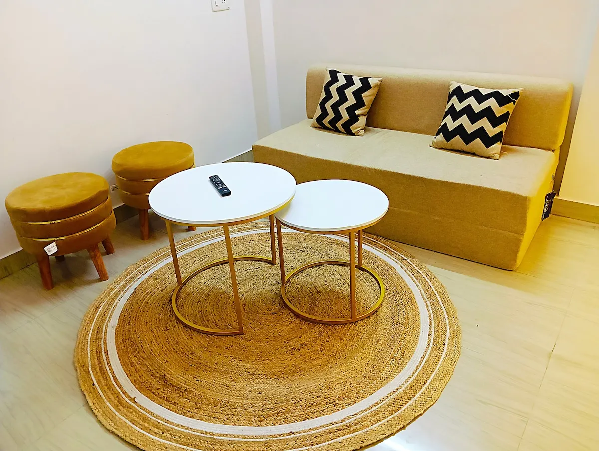 DC Homestay, Living room, Hall seating